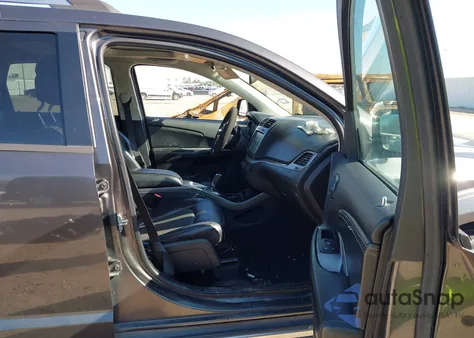 2018 Dodge Journey Crossroad from USA, damaged, VIN 3C4PDCGG4JT421778